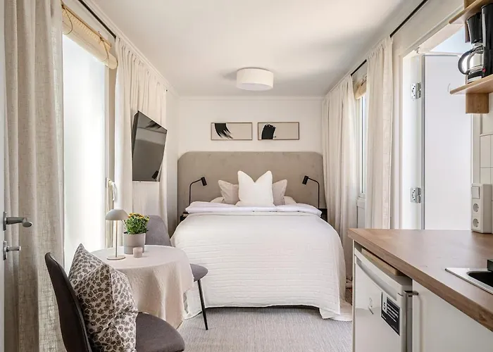 Cozy Studio & Private Garden Near Stockholm